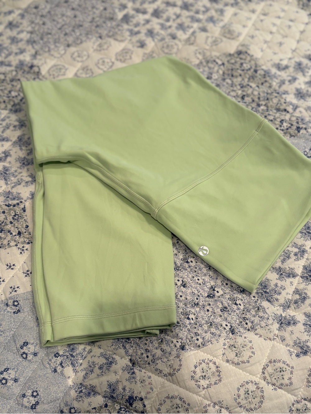 lululemon athletica Light Green High-Rise Leggings Size 14 Women’s